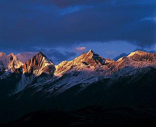 《星球大战：前线2》又火了 前开发者喊话EA希望开发《星球大战：前线3》